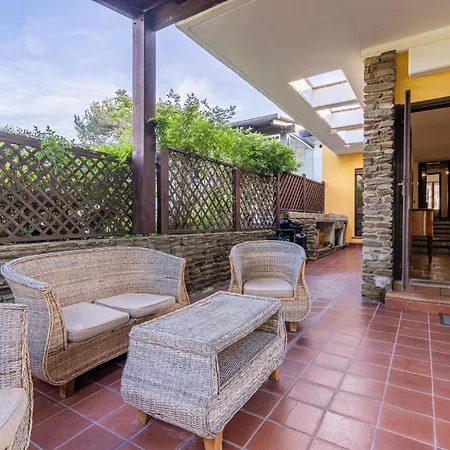 Apartment Pini, A Mediterranean Escape *